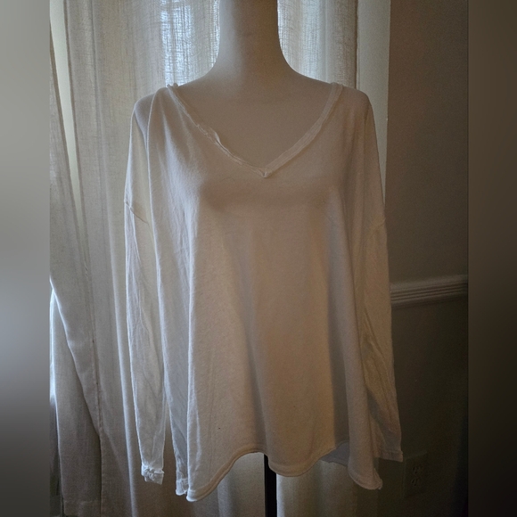 We The Free Nina V-Neck Long-Sleeve Tee L & XL Ivory - Picture 3 of 8